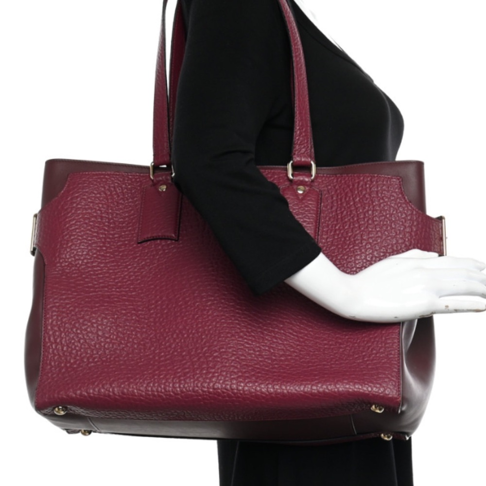 Burberry Heritage Calfskin Large Clarborough Tote Damson Magenta W/ free Wallet